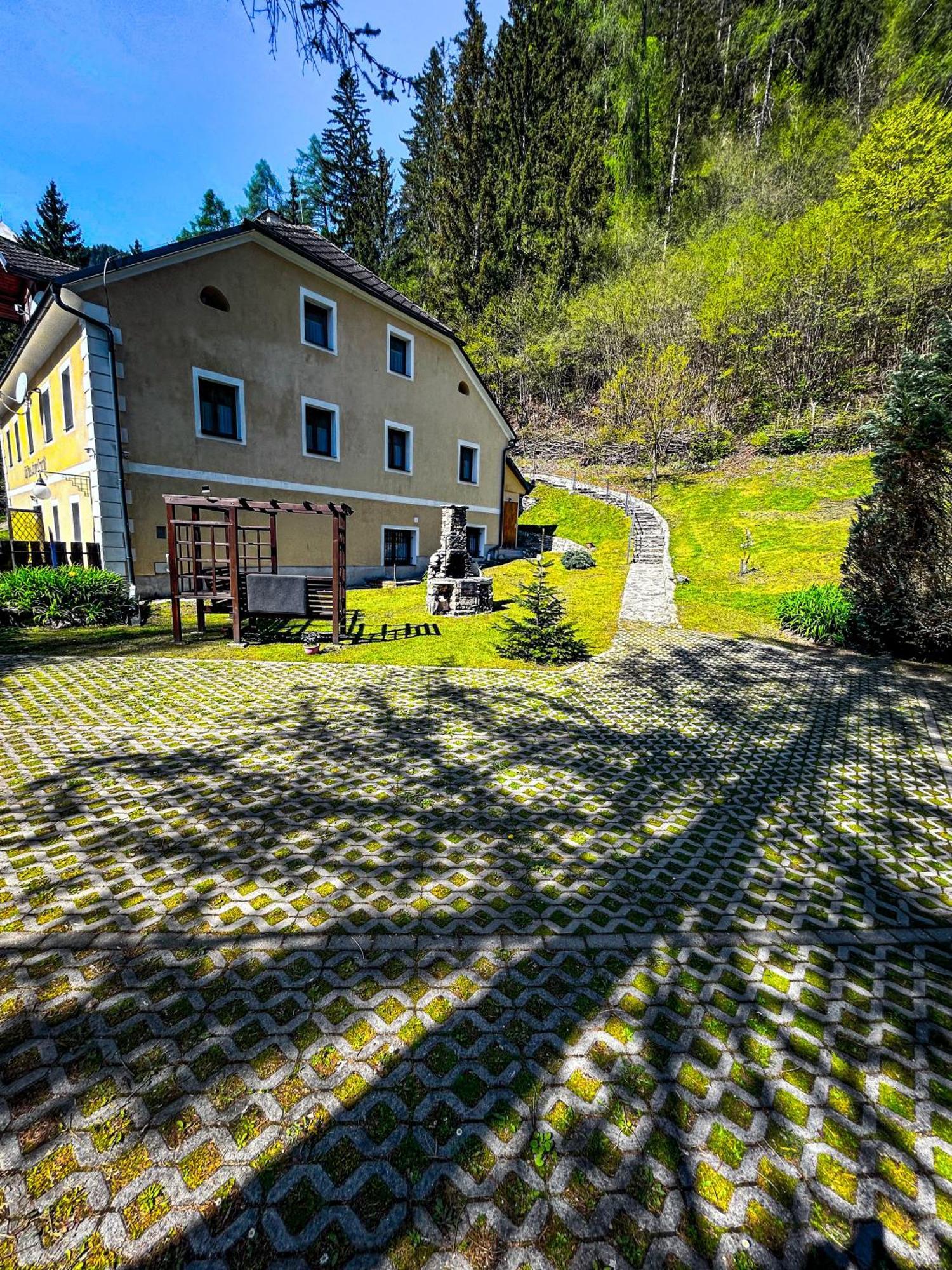 Groppenstein Apartmanhaz Оберфеллах Экстерьер фото